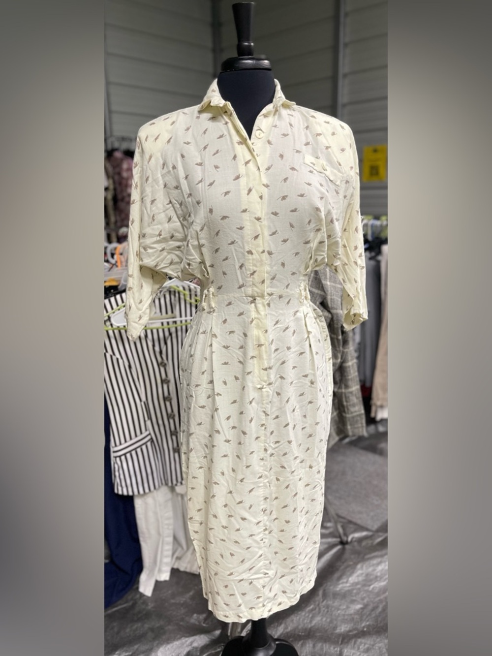Vintage - Ivory Midi Shirt Dress with Subtle Tan Print